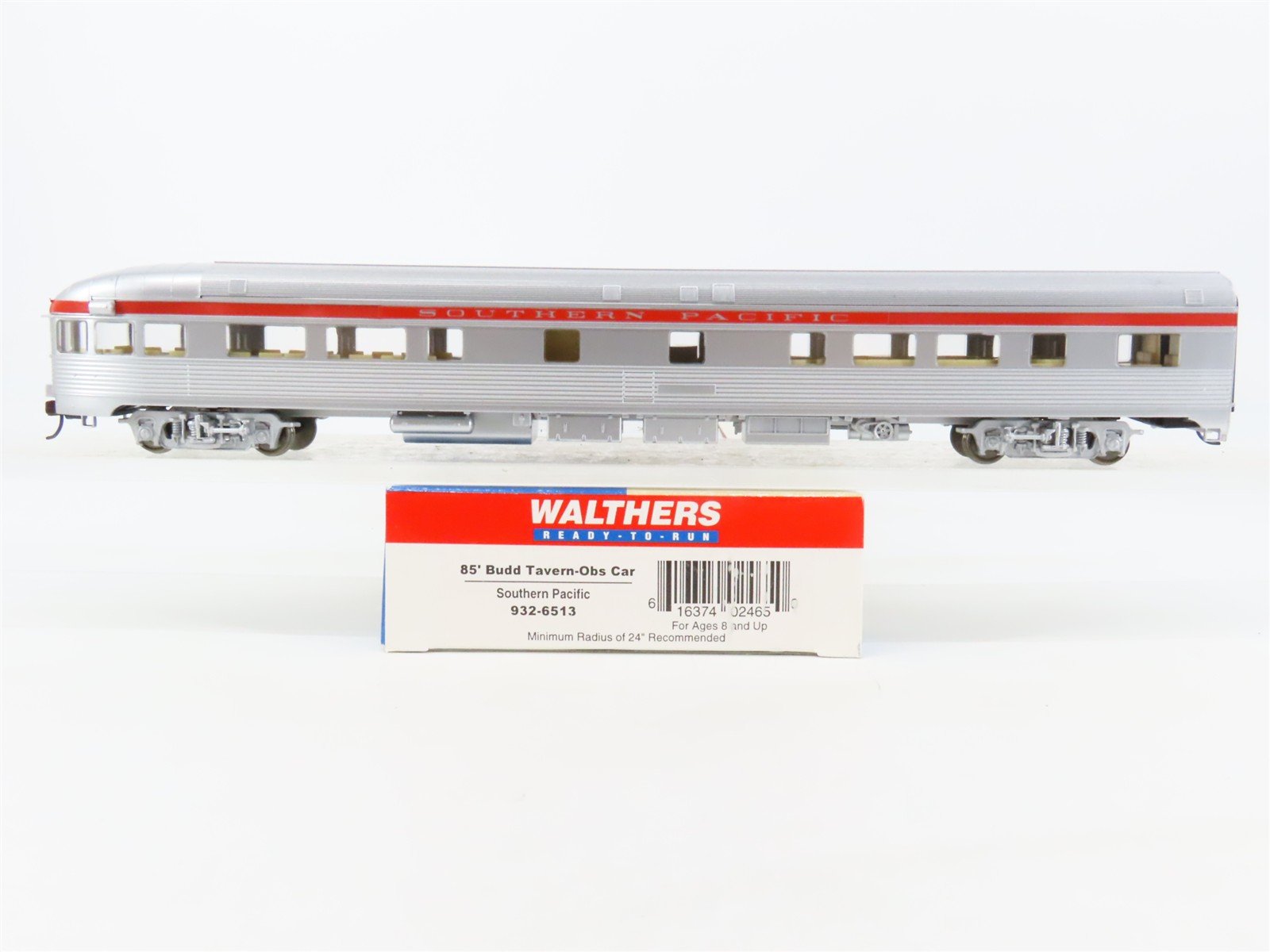 HO Scale Walthers RTR 932-6513 SP Southern Pacific Tavern-Obs Passenger Car