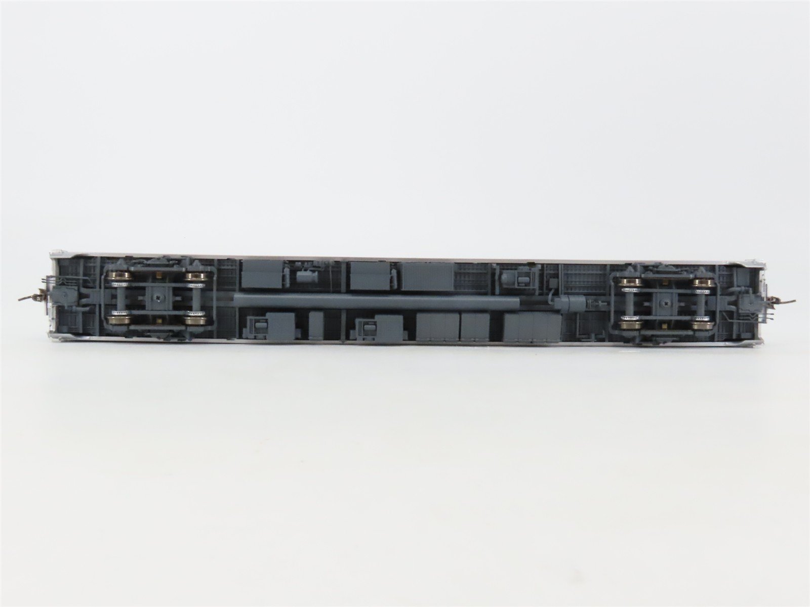 HO Rapido 175010 SP Southern Pacific Dome-Lounge Passenger Car #3604 w/Lights