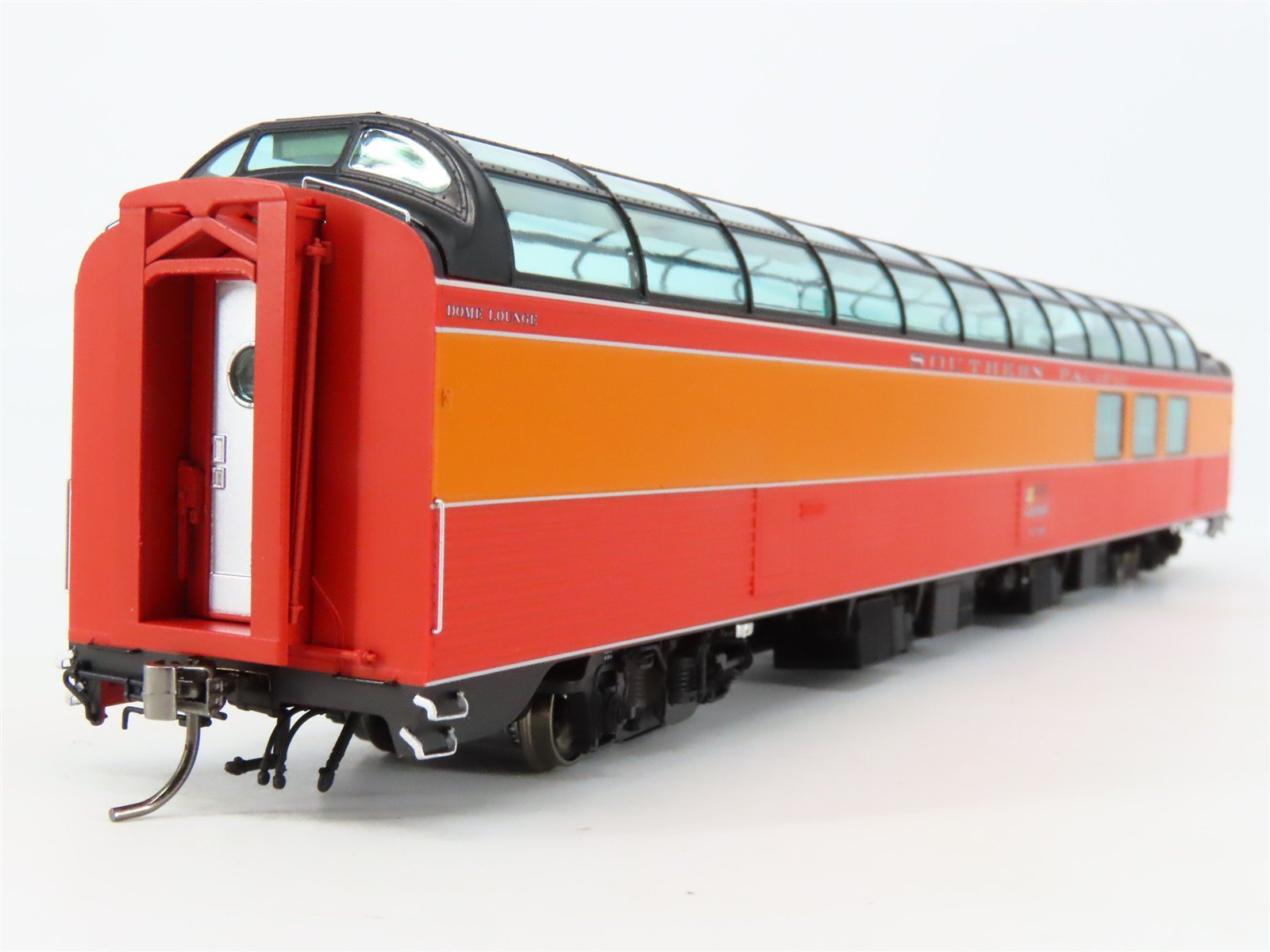 HO Rapido 175003 SP Southern Pacific Dome-Lounge Passenger Car #3606 wLights