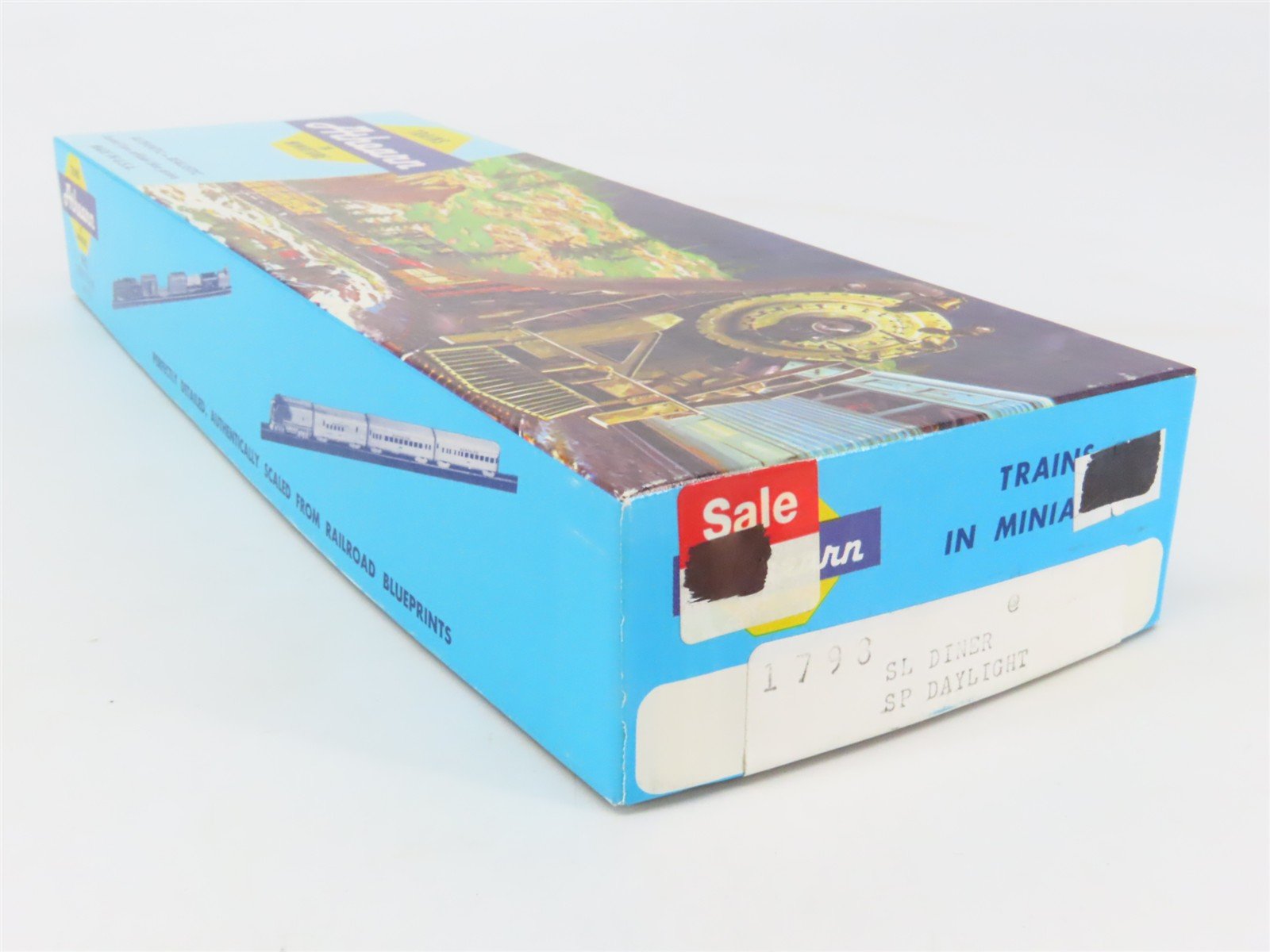 HO Scale Athearn 1798 SP Southern Pacific Daylight Diner Passenger Car Kit