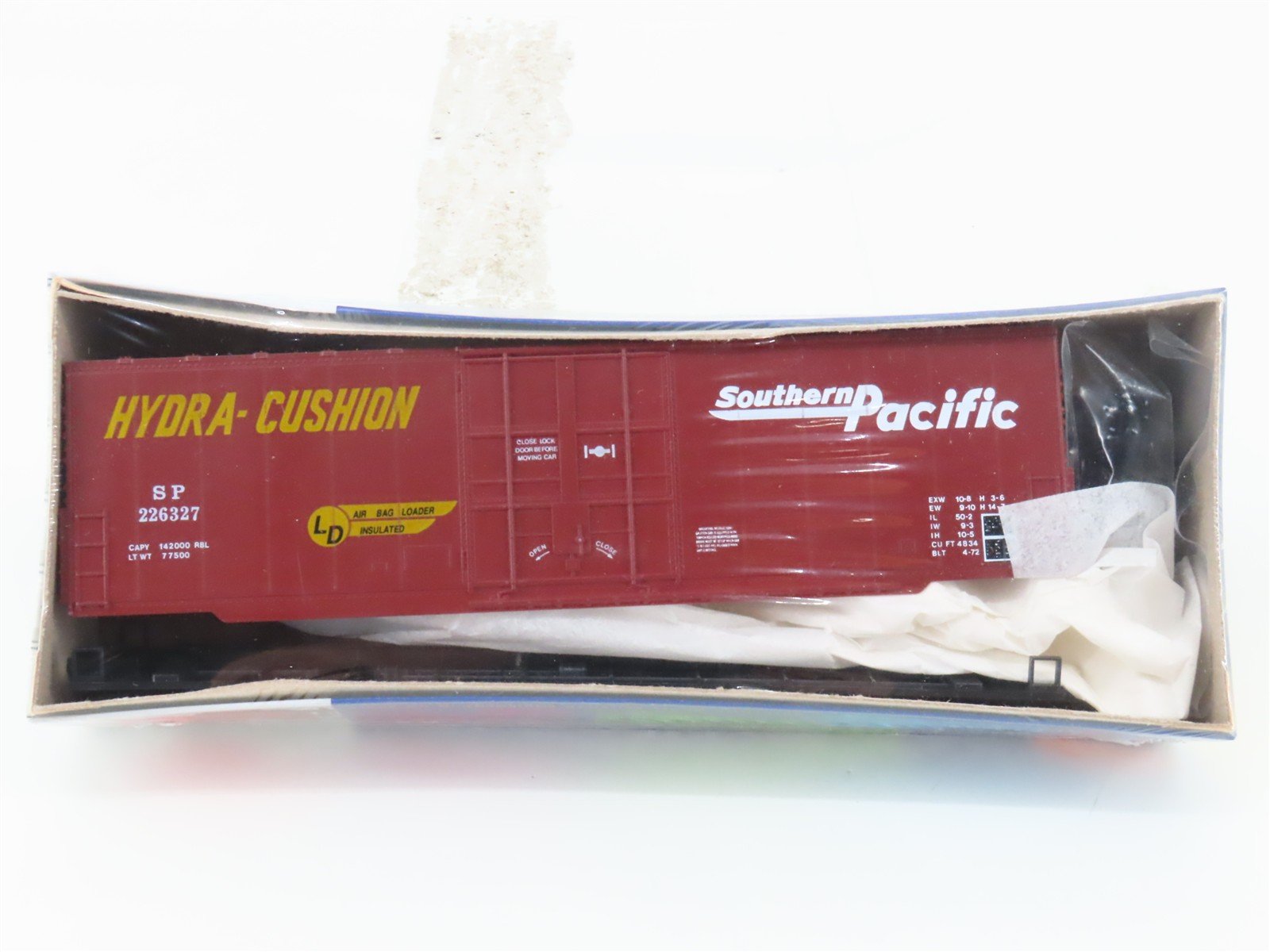 HO Scale Roundhouse Kit 7767 SP Southern Pacific Hi Cube Box Car #226327 -Sealed