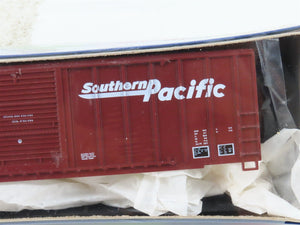 HO Roundhouse Kit 7765 SP Southern Pacific Single Door Box Car #674874 - Sealed