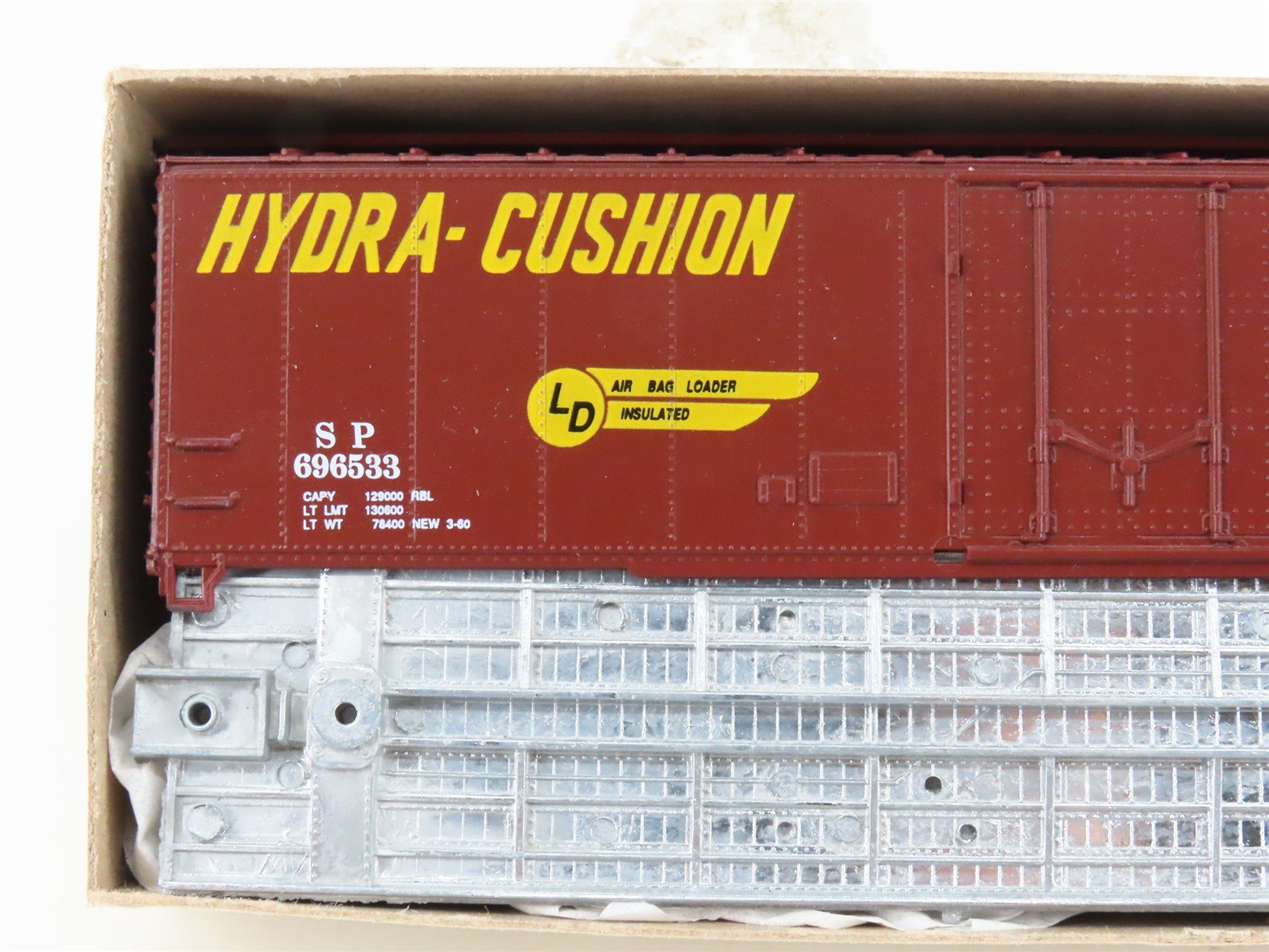 HO Scale Roundhouse Kit 7728 SP Southern Pacific 50' Plug Door Box Car #696533