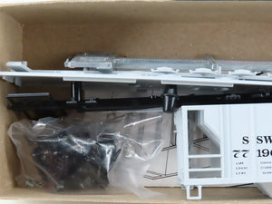 HO Scale Roundhouse Kit 1633 SSW Cotton Belt 2-Bay Covered Hopper #77196