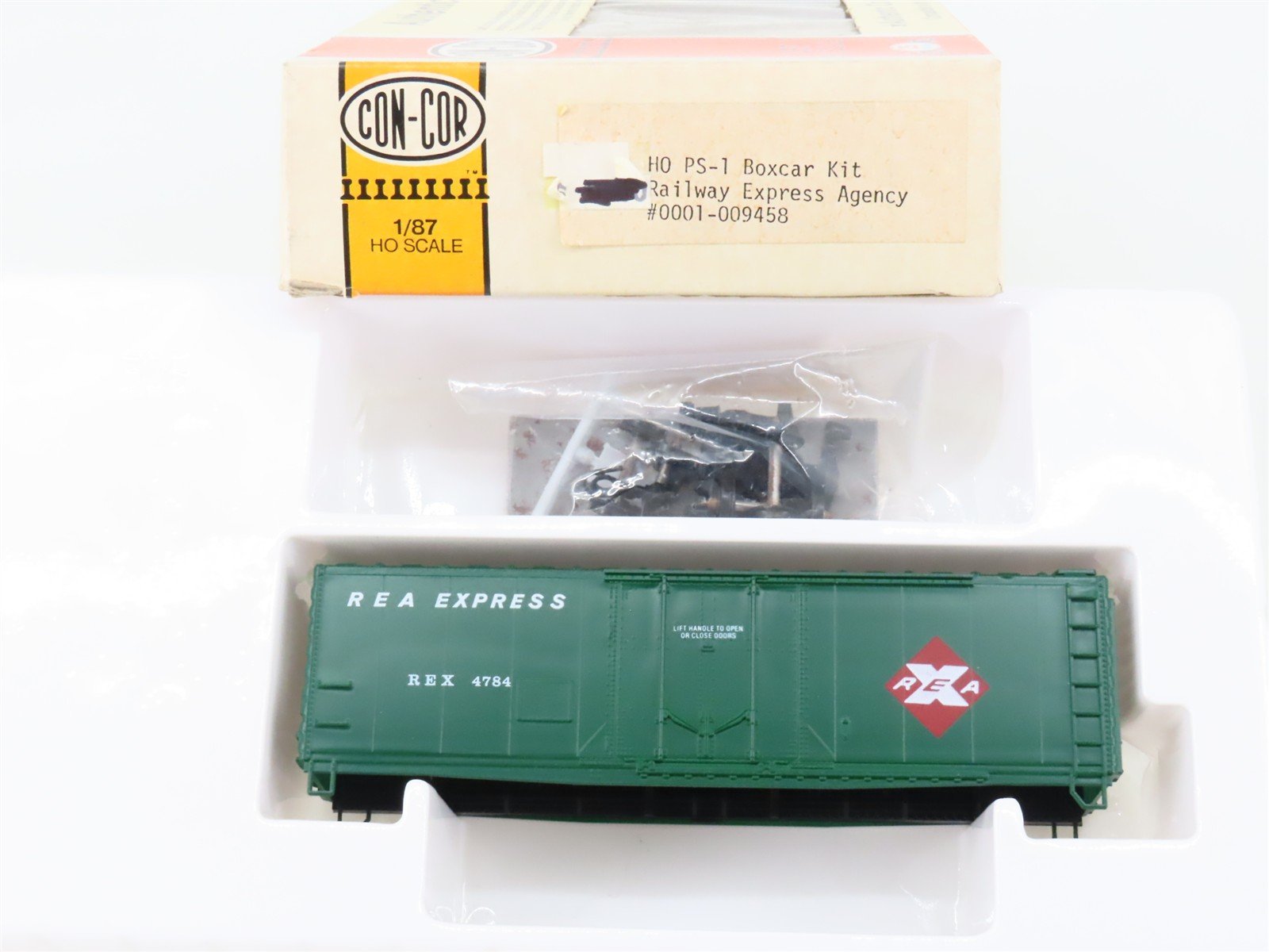HO Scale Con-Cor Kit 0001-009458 REX Railway Express Agency Box Car #4784