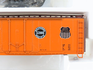 HO Con-Cor Kit 0001-009462 PFE Pacific Fruit Express Plug Door Box Car #100029