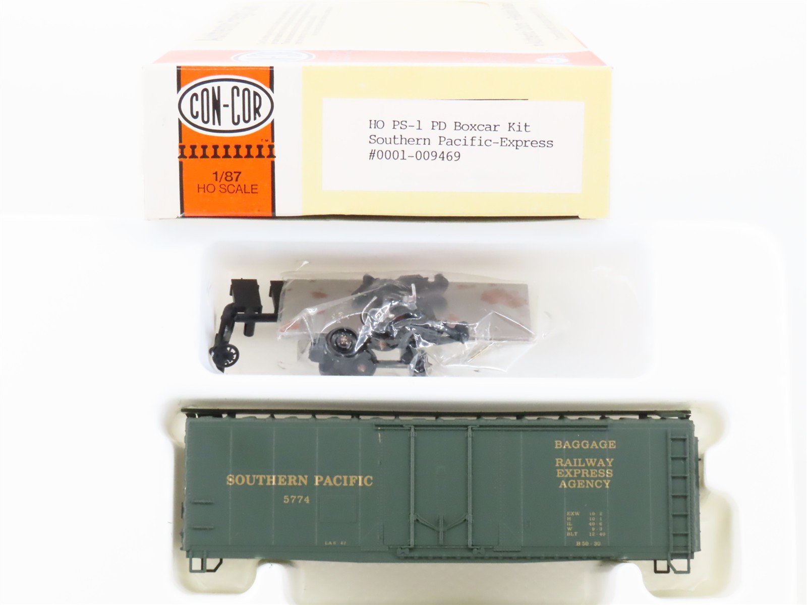 HO Scale Con-Cor Kit 0001-009469 SP Southern Pacific Express Box Car #5774