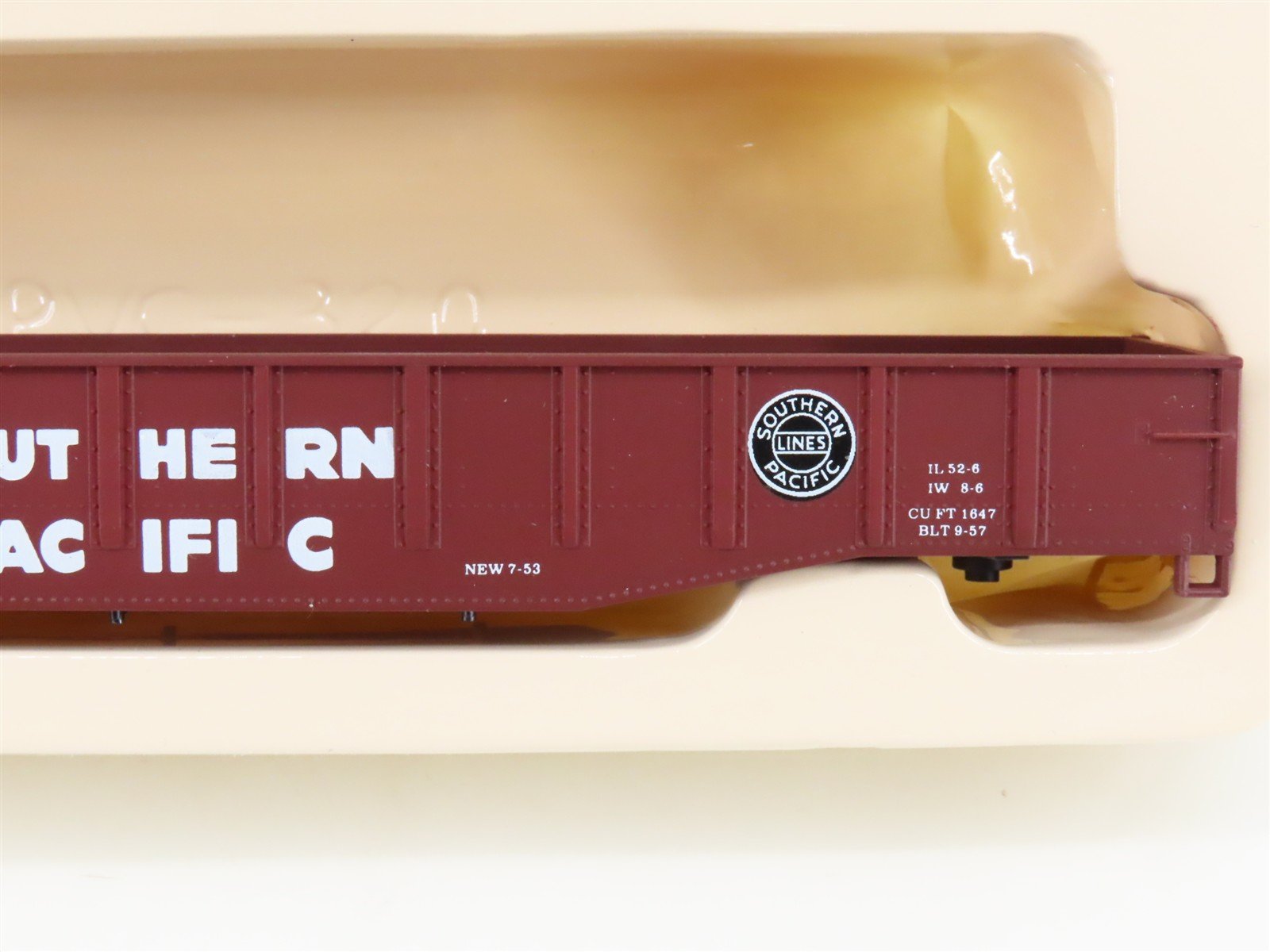 HO Scale Con-Cor Kit 0001-009004 SP Southern Pacific 54' Mill Gondola #320346