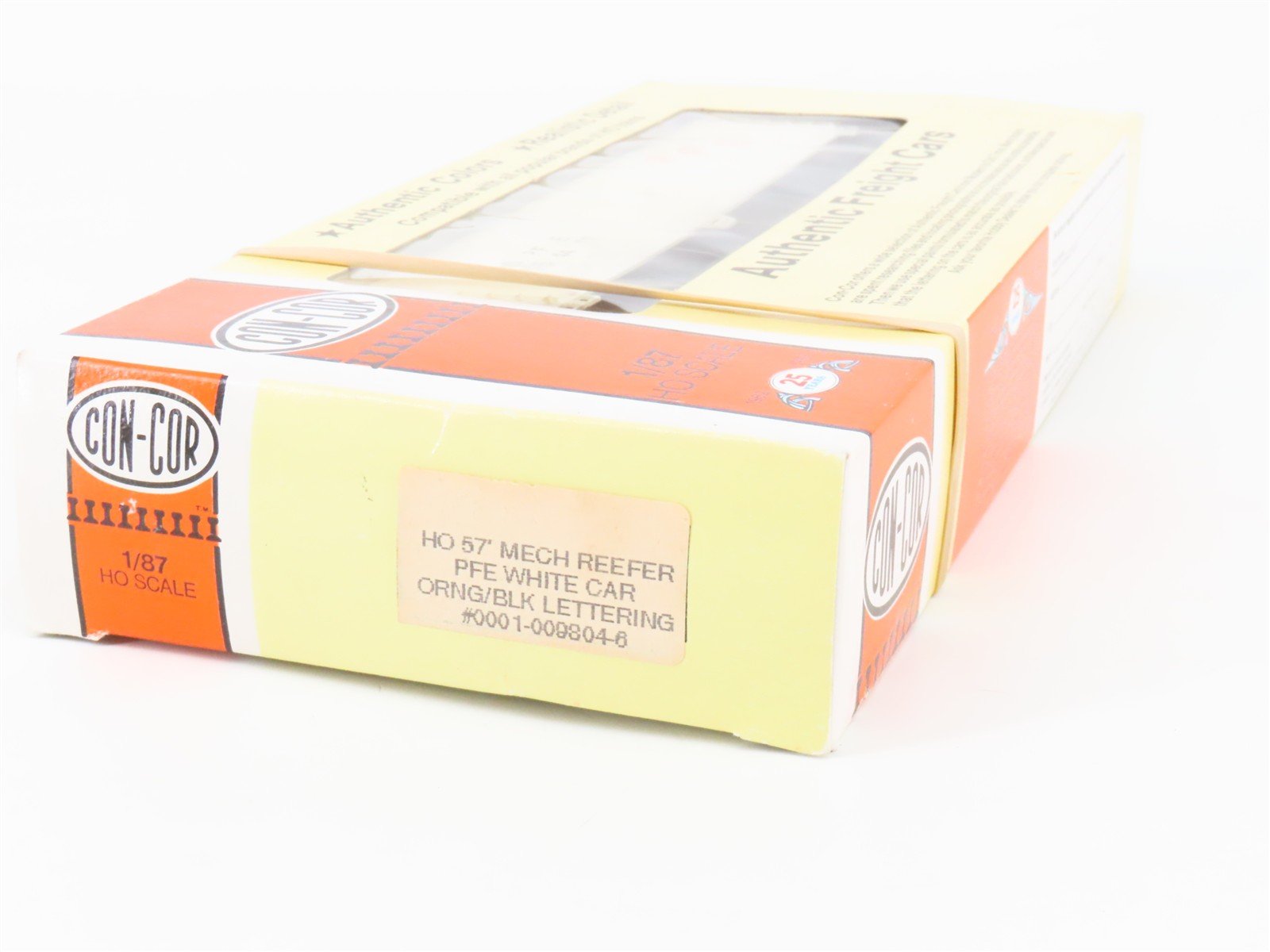 HO Scale Con-Cor Kit 0001-009804-6 SPFE Pacific Fruit Express 57' Reefer #454477