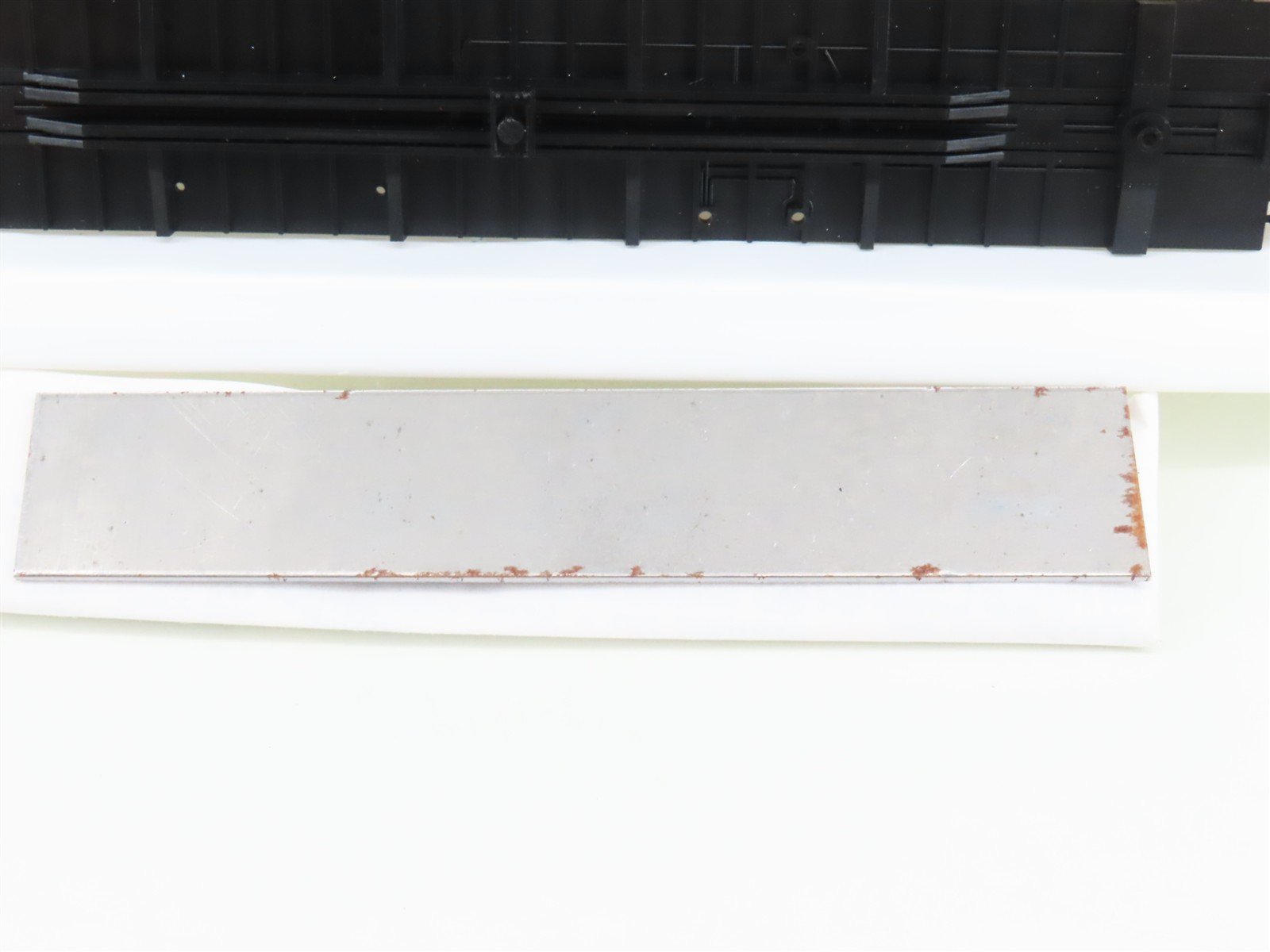 HO Scale Con-Cor Kit 0001-009802-2 SPFE Pacific Fruit Express 57' Reefer #453742