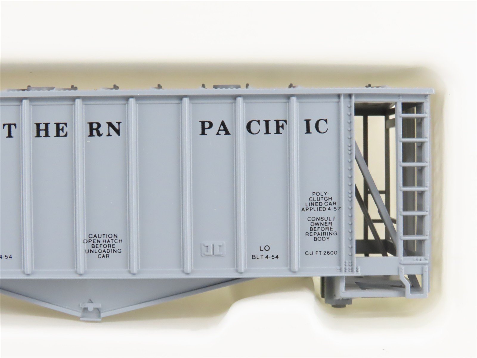 HO Con-Cor Kit 0001-009703-5 GACX SP Southern Pacific 40' Airslide Hopper #42280
