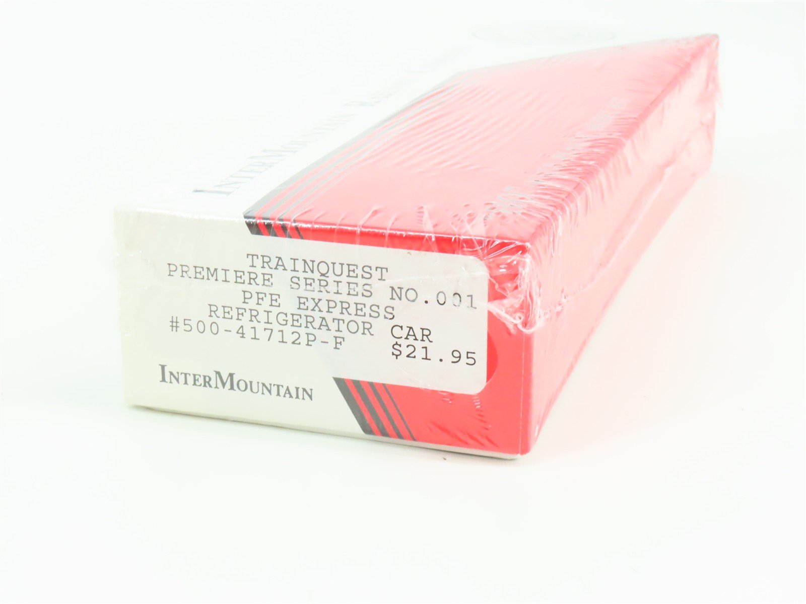 HO InterMountain Kit 500-41712P-F PFE Pacific Fruit Express Reefer #950 -Sealed