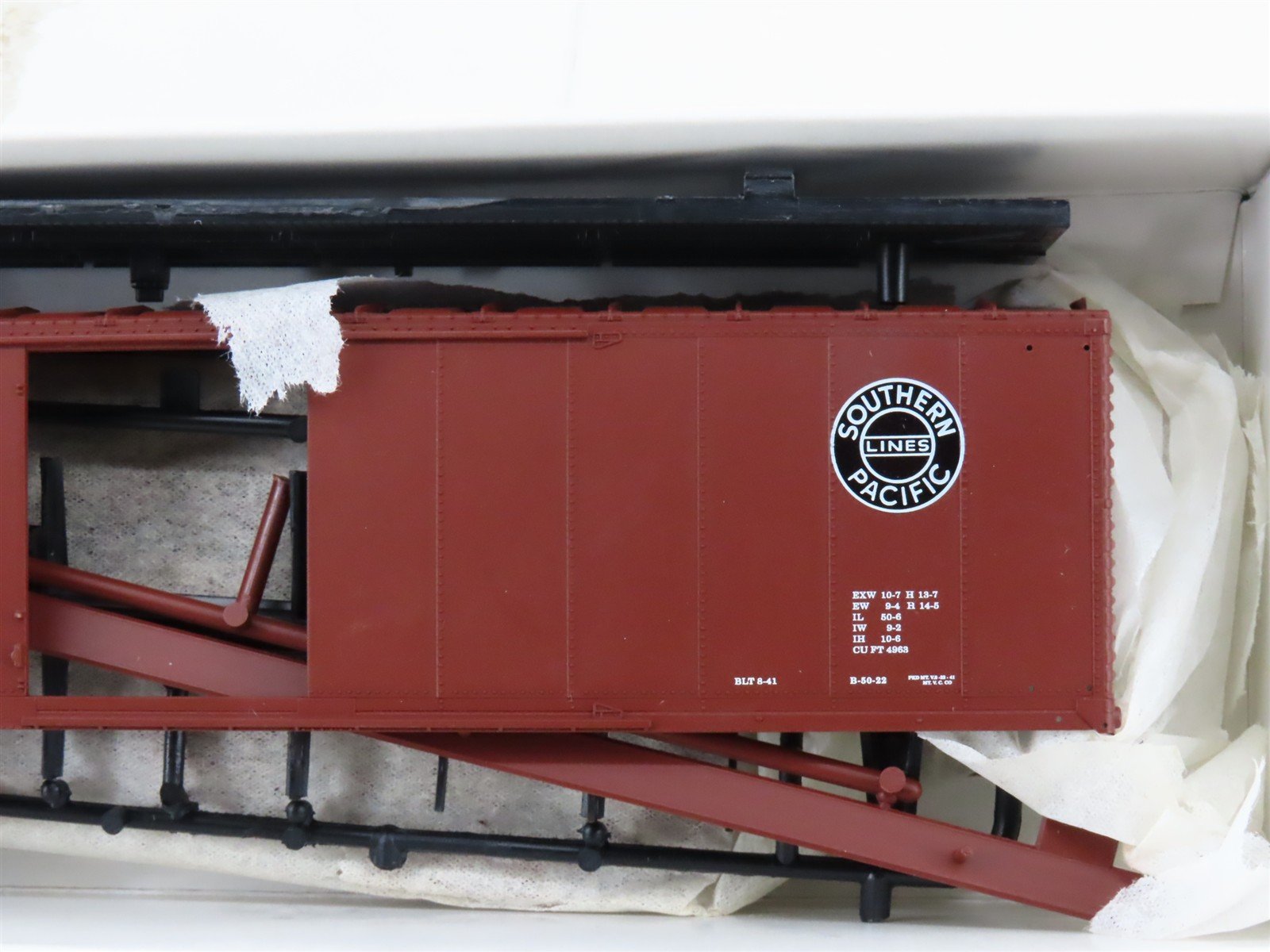 HO Scale PROTO 2000 Kit SP Southern Pacific 50' Single Door Box Car #81844