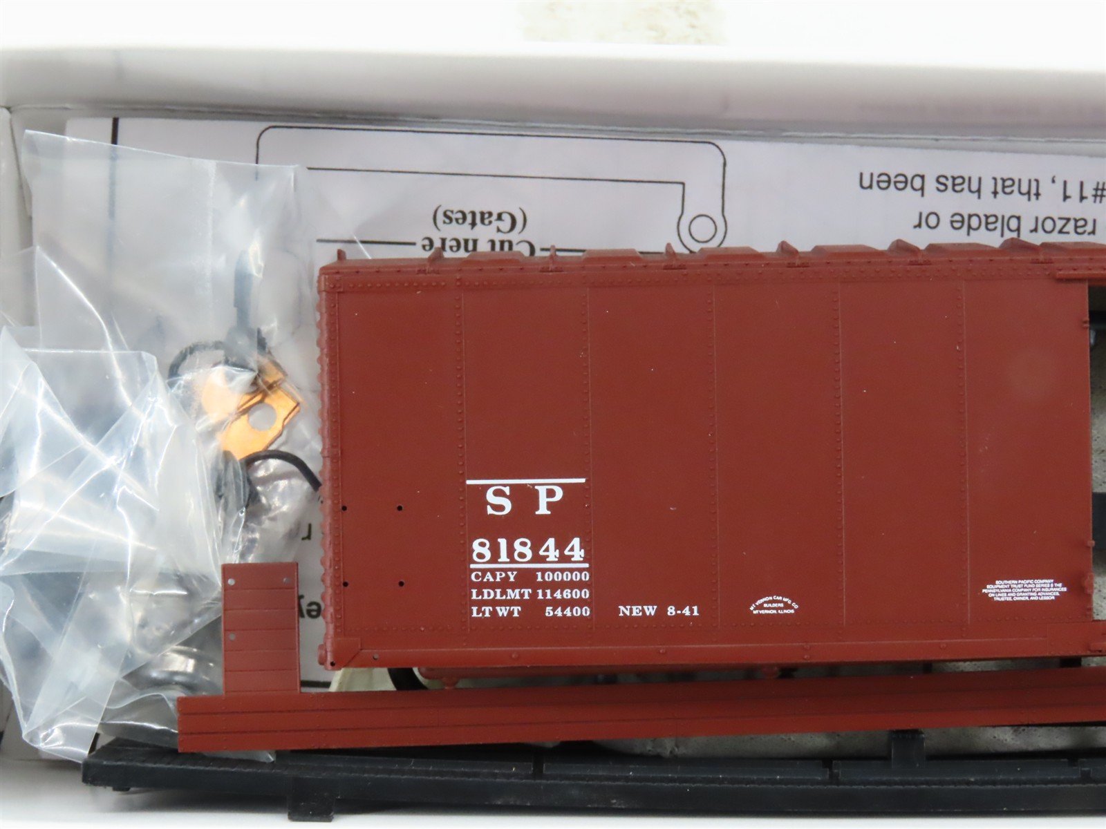 HO Scale PROTO 2000 Kit SP Southern Pacific 50' Single Door Box Car #81844