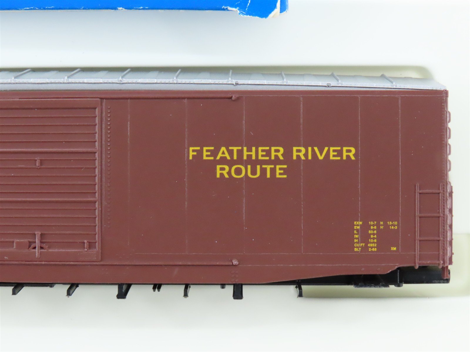 HO Scale E&C Shops Kit 0304-2 WP Western Pacific 50' Double Door Box Car #35314