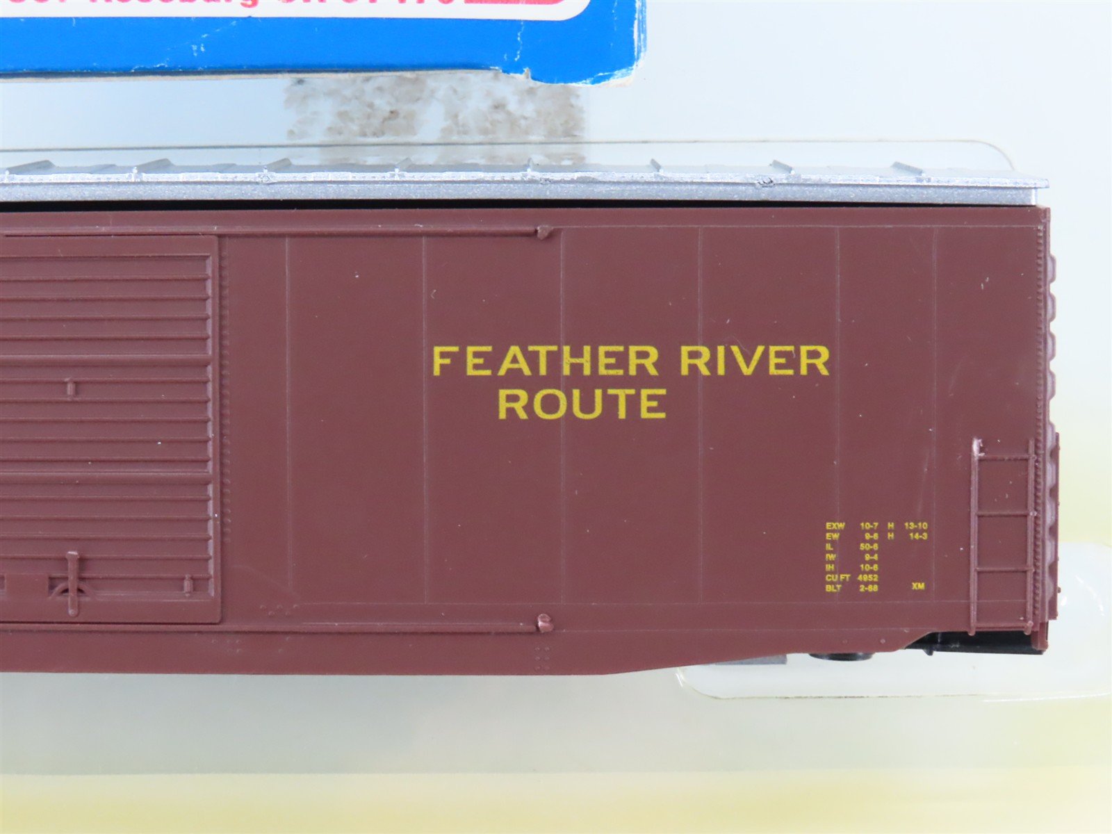 HO Scale E&C Shops Kit 0304 WP Western Pacific 50' Double Door Box Car #35325