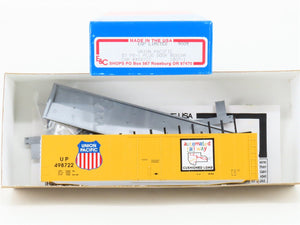 HO Scale E&C Shops Kit 1807-1 UP Union Pacific 50' Plug Door Box Car #498722