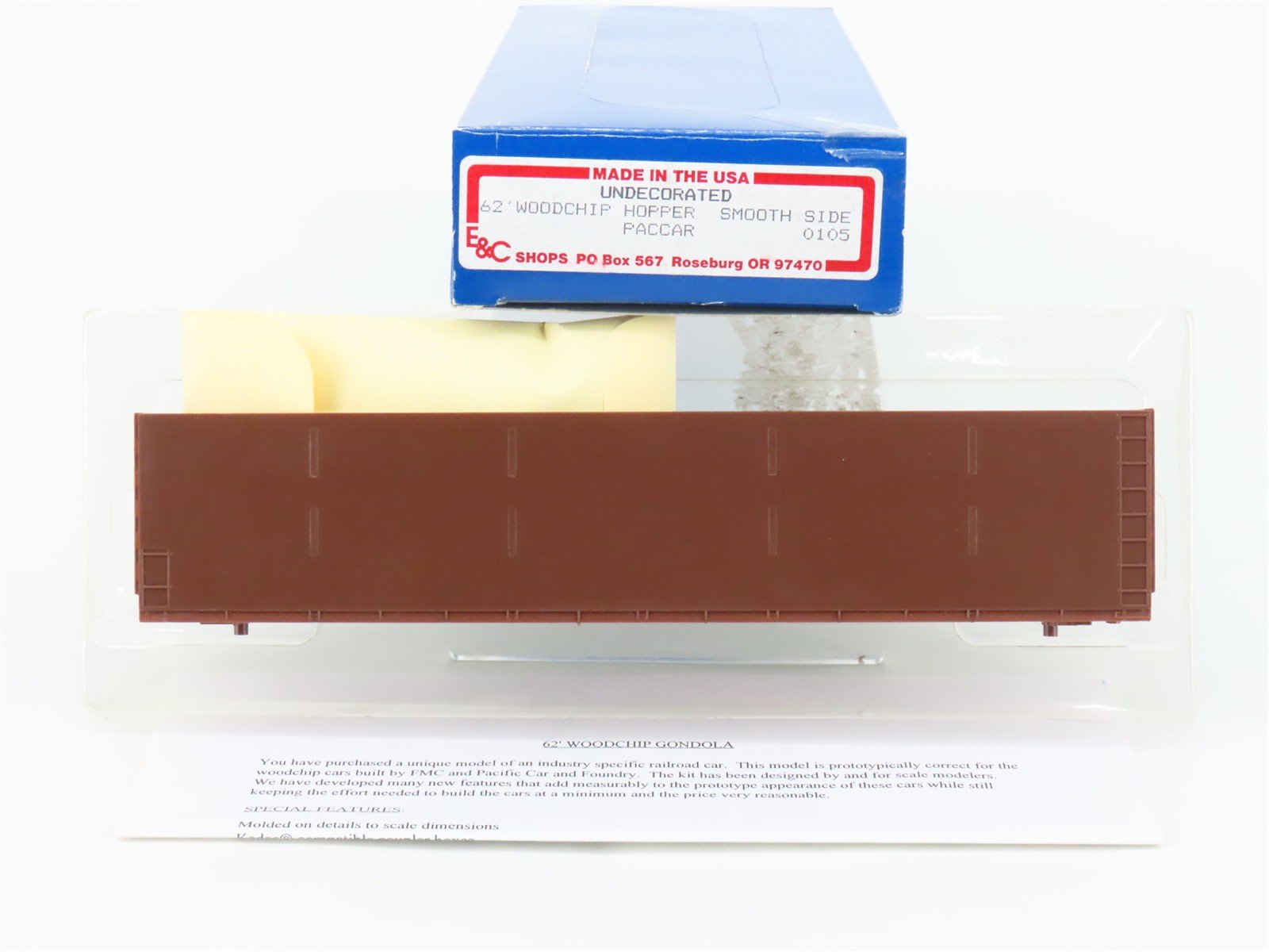 HO Scale E&C Shops Kit 0105 Undecorated 62' Woodchip Smooth Side Hopper