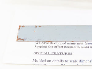 HO Scale E&C Shops Kit 0105 Undecorated 62' Woodchip Smooth Side Hopper