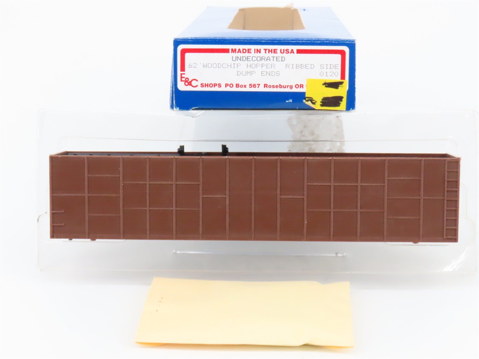 HO Scale E&C Shops Kit 0120 Undecorated 62' Woodchip Ribbed Side Hopper