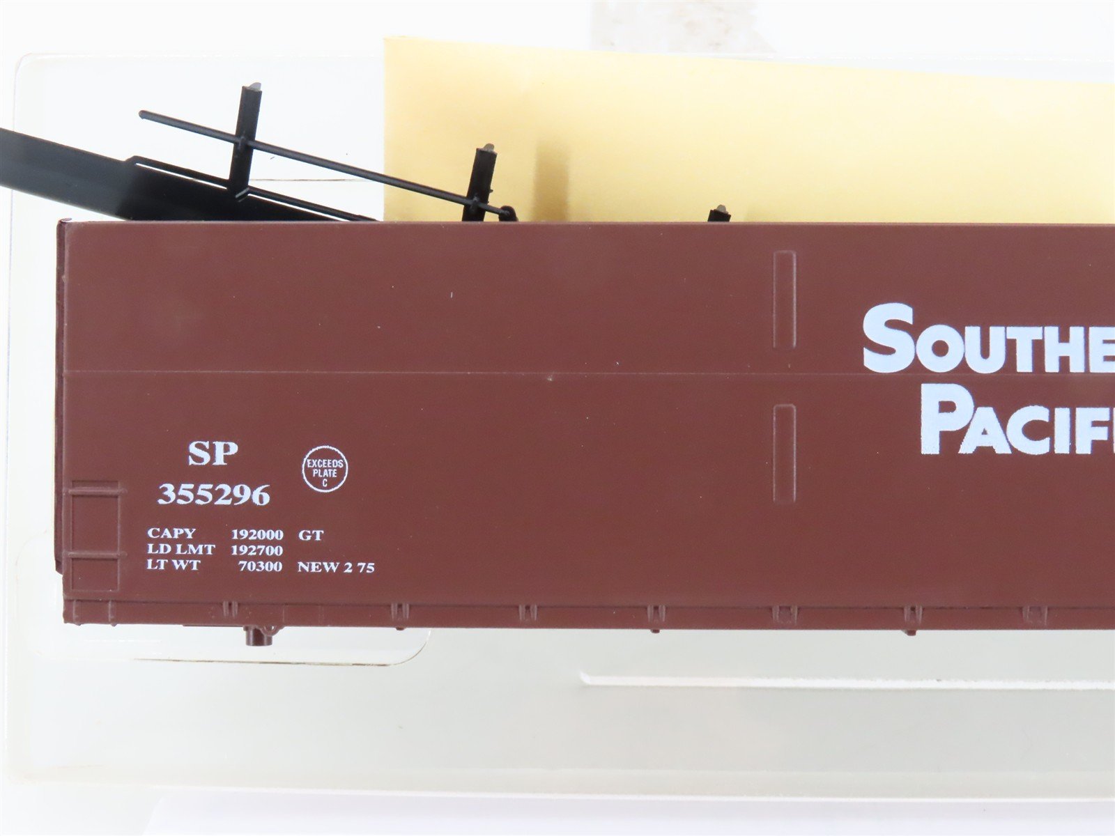 HO Scale E&C Shops Kit 0104 SP Southern Pacific 62' Woodchip Hopper #355302