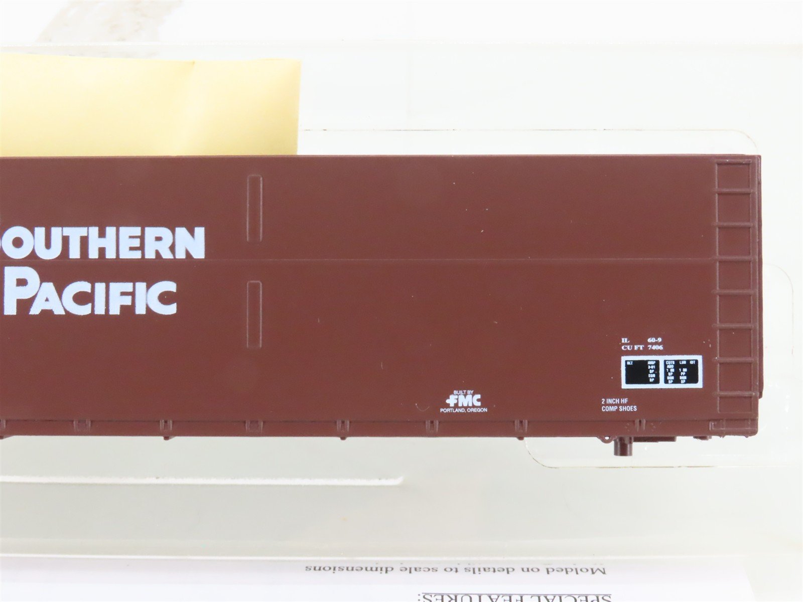 HO Scale E&C Shops Kit 0104 SP Southern Pacific 62' Woodchip Hopper #355302