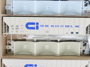 HO Roundhouse Kit 809 NAHX/COOK/XTRA/PROCOR 50' Covered 3-Bay Hoppers 12-Pack