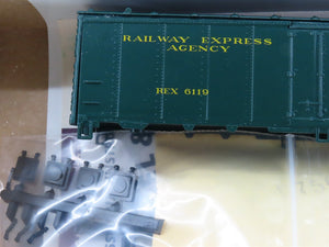 HO Scale Athearn Kit 1609 REX Railway Express Agency 40' Reefer #6119