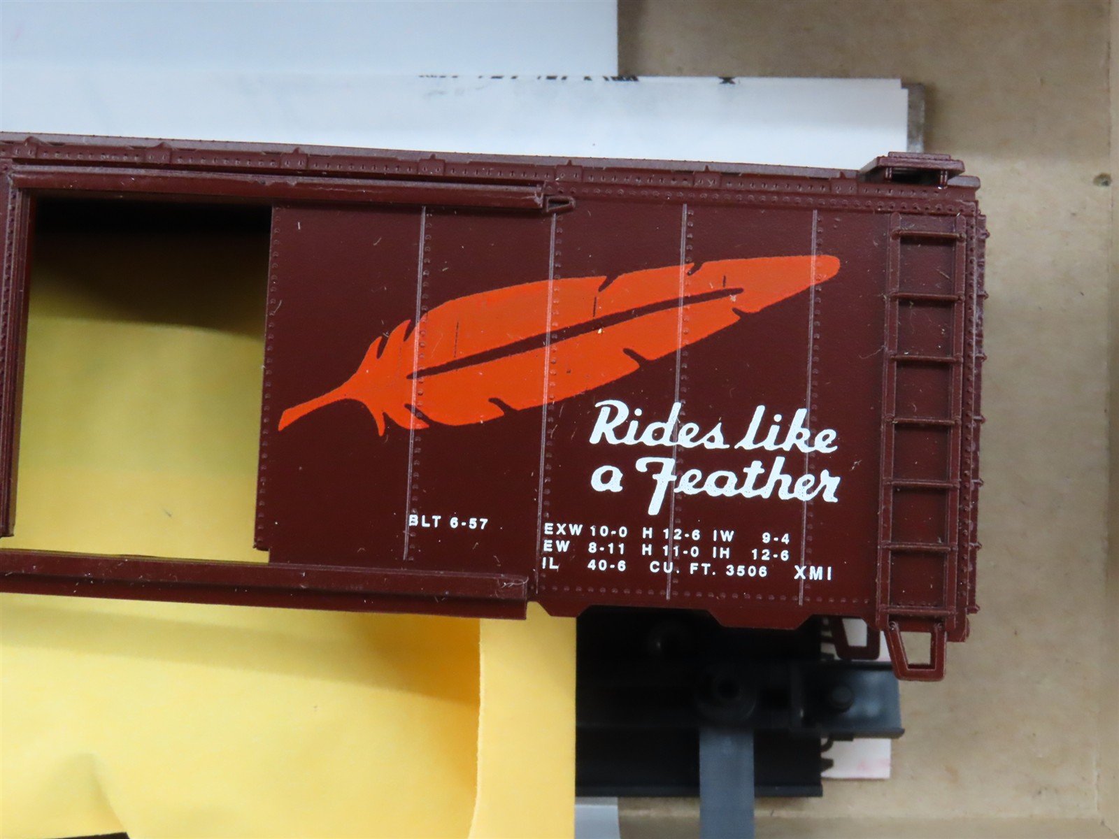 HO Athearn Bev-Bel Kit 1115-2 WP Western Pacific Feather 40' Box Car #19568