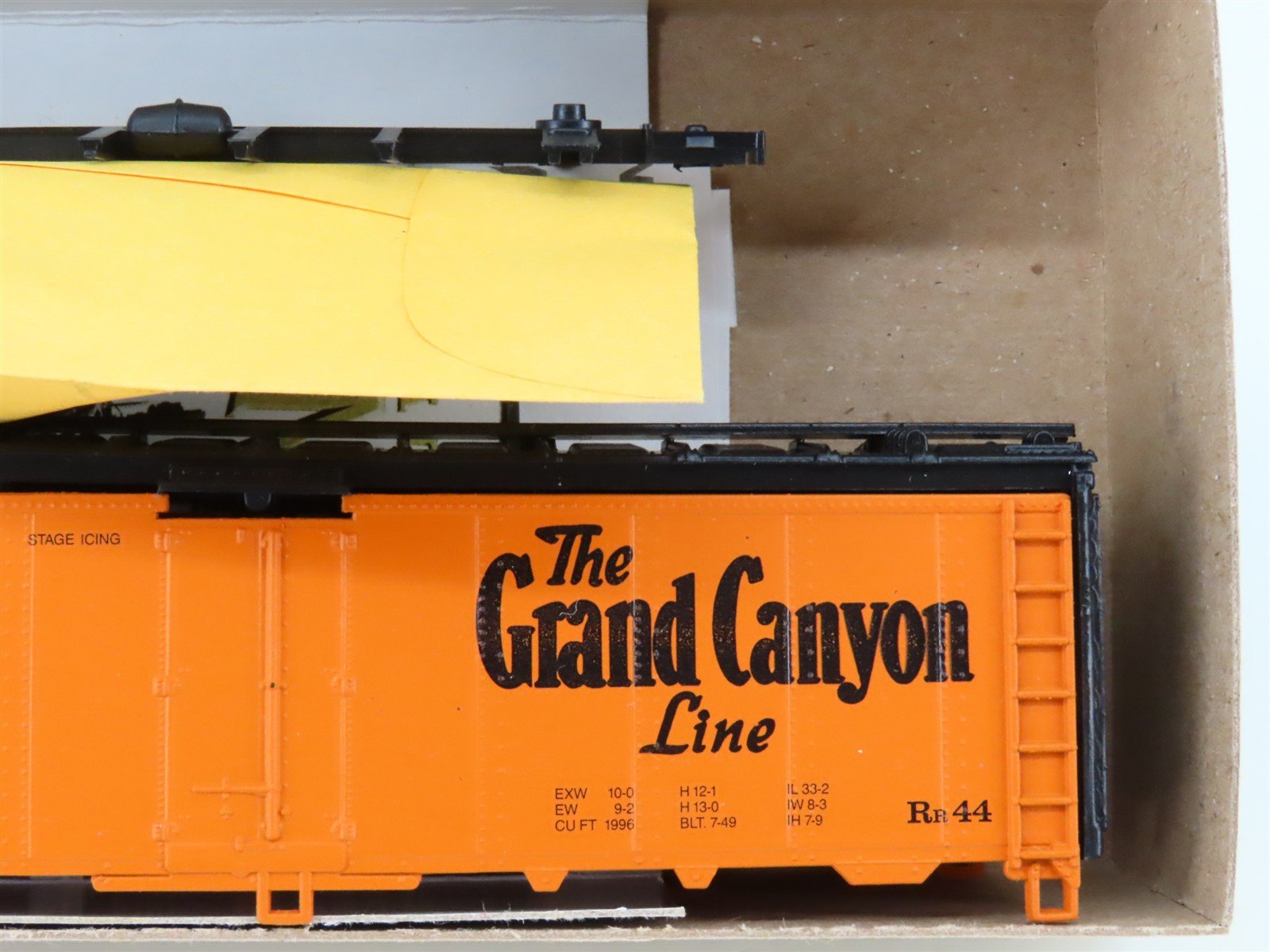 HO Scale Athearn Kit 5020 SFRD Santa Fe Grand Canyon 40' Reefer #36086