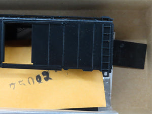 HO Scale Athearn Kit 1200 Undecorated 40' Single Door Box Car