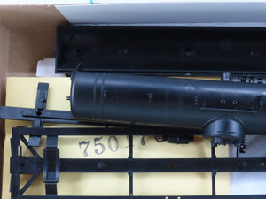 HO Scale Athearn Kit 01570 Undecorated Single Dome Tank Car