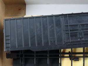 HO Scale Athearn Kit 1336 Undecorated 50' Outside Braced Box Car