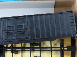 HO Scale Athearn Kit 1336 Undecorated 50' Outside Braced Box Car
