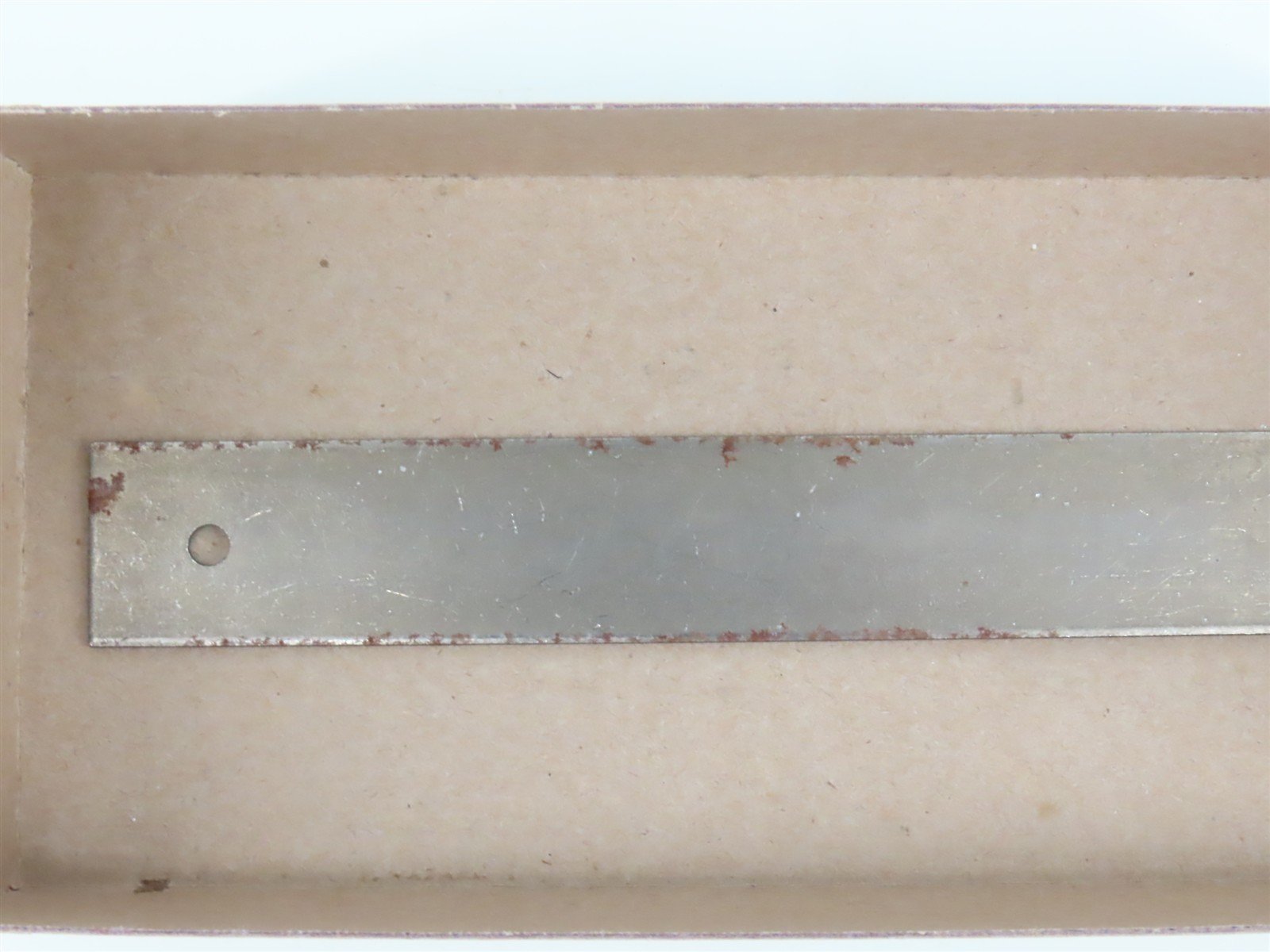 HO Scale Athearn Kit 1323 WP Western Pacific 50' Plug Door Box Car #56895