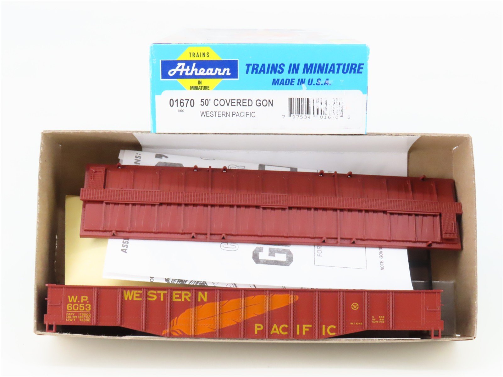 HO Scale Athearn Kit 01670 WP Western Pacific Feather 50' Covered Gondola #6053