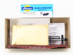 HO Scale Athearn Kit 01398 SP Southern Pacific Railroad 50' Flat Car #30261