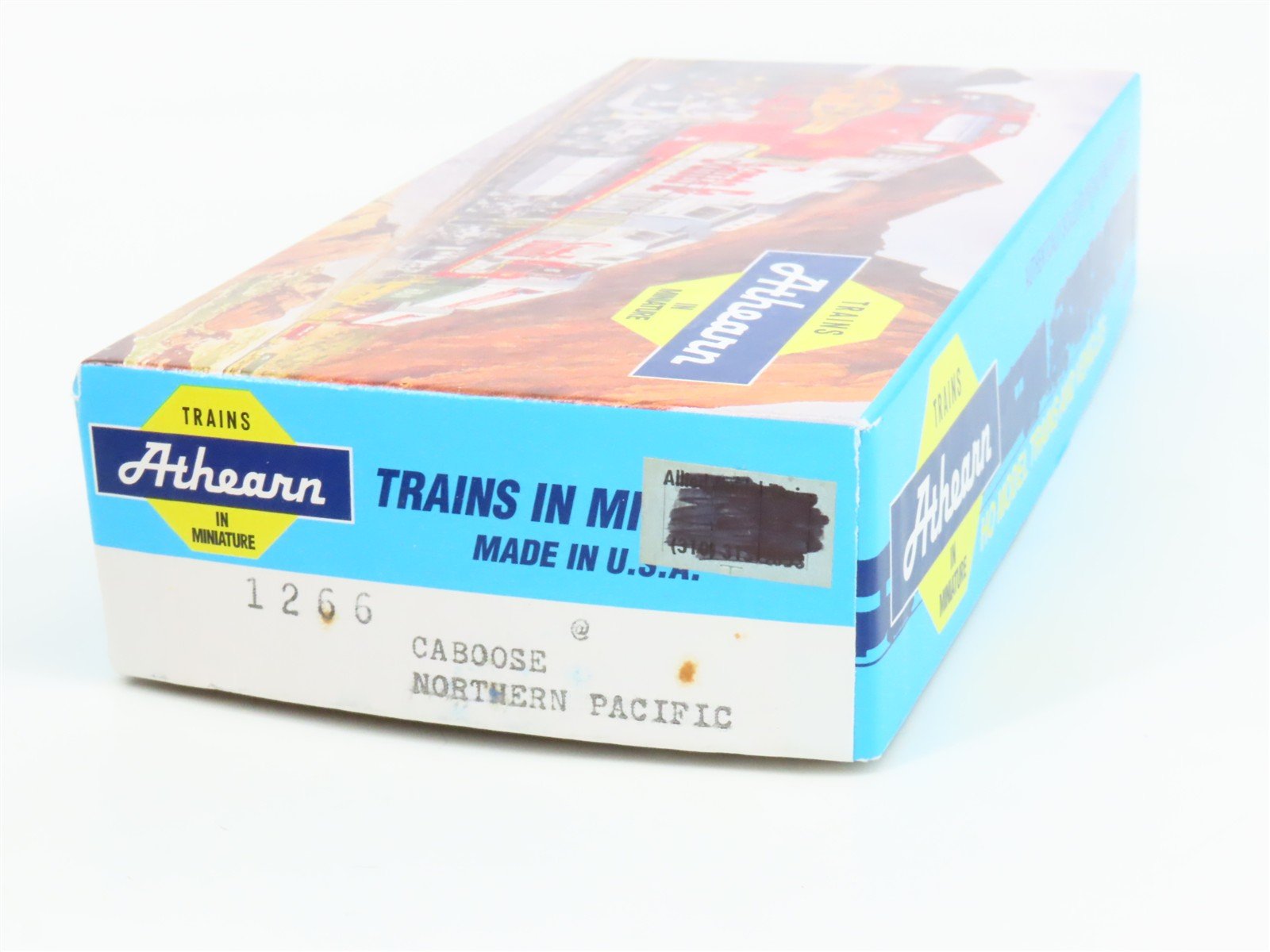 HO Scale Athearn Kit 1266 NP Northern Pacific Cupola Caboose #1997 - Sealed