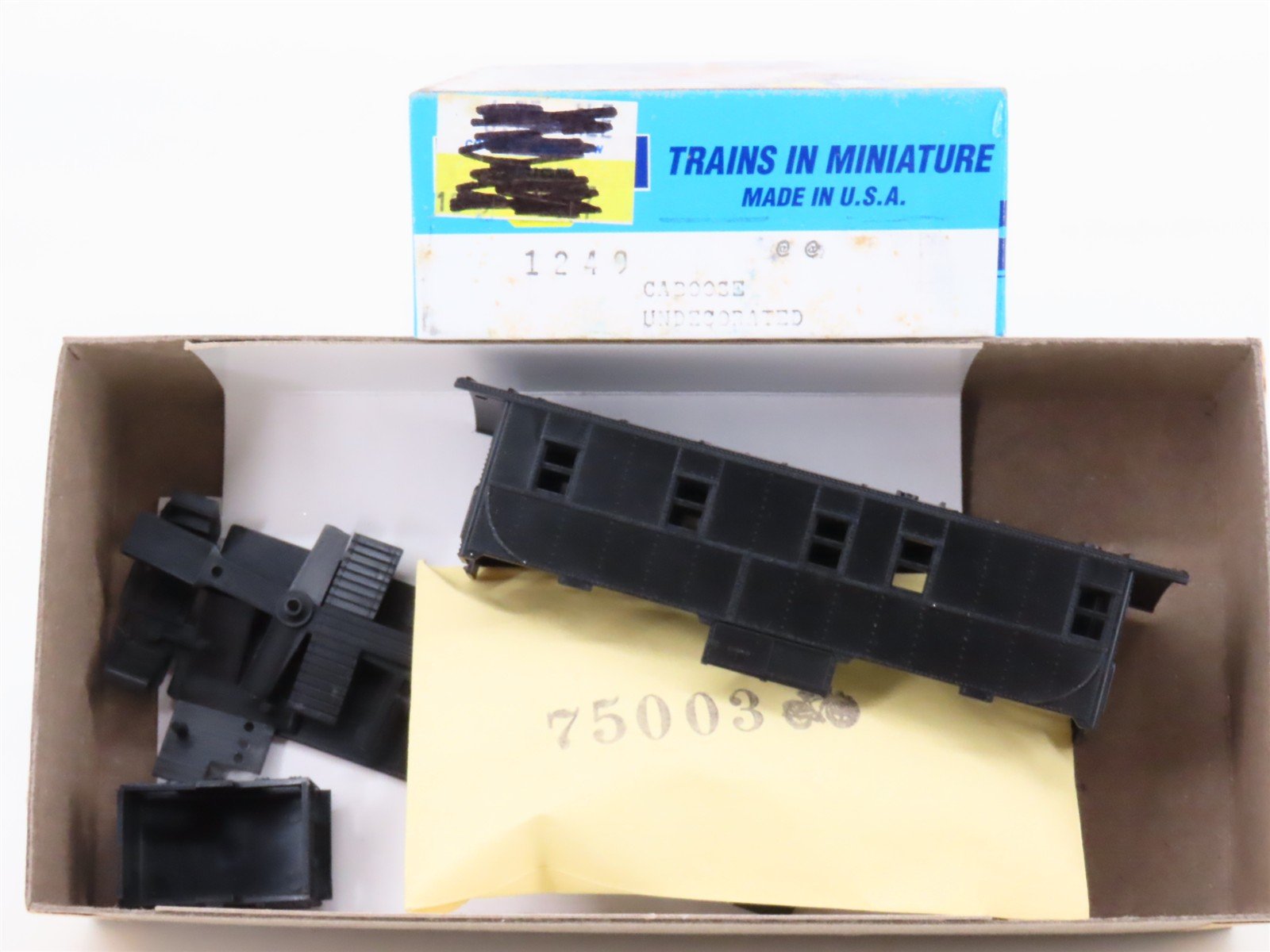 HO Scale Athearn Kit 1249 Undecorated Cupola Caboose