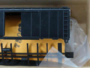 HO Scale Athearn Kit 1200 Undecorated 40' Single Door Box Car