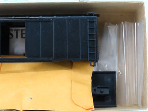 HO Scale Athearn Kit 1200 Undecorated 40' Single Door Box Car