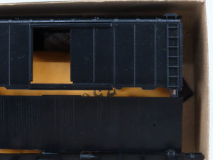 HO Scale Athearn Kit 1200 Undecorated 40' Single Door Box Car
