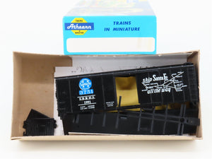 HO Athearn Kit SBRHS Santa Fe California Limited 40' Single Door Box Car #1991