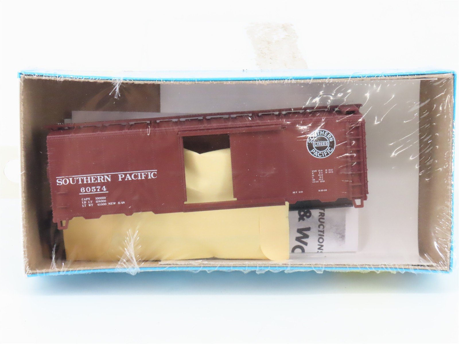HO Athearn Kit 5011 SP Southern Pacific 40' Automobile Box Car #60574 - Sealed