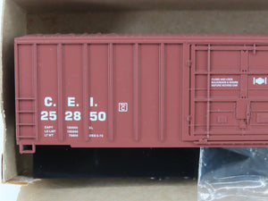 HO Roundhouse Kit 7795 C&EI Chicago & Eastern Illinois Plug Door Box Car #252850
