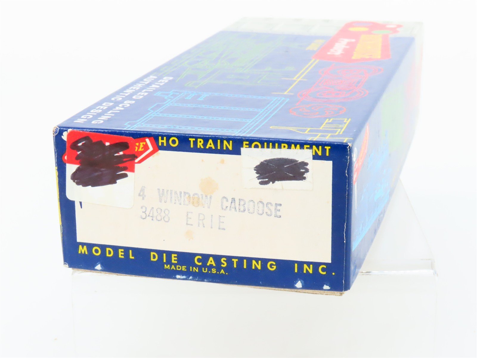 HO Scale Roundhouse Kit 3488 ERIE Railroad 4-Window Caboose #C148