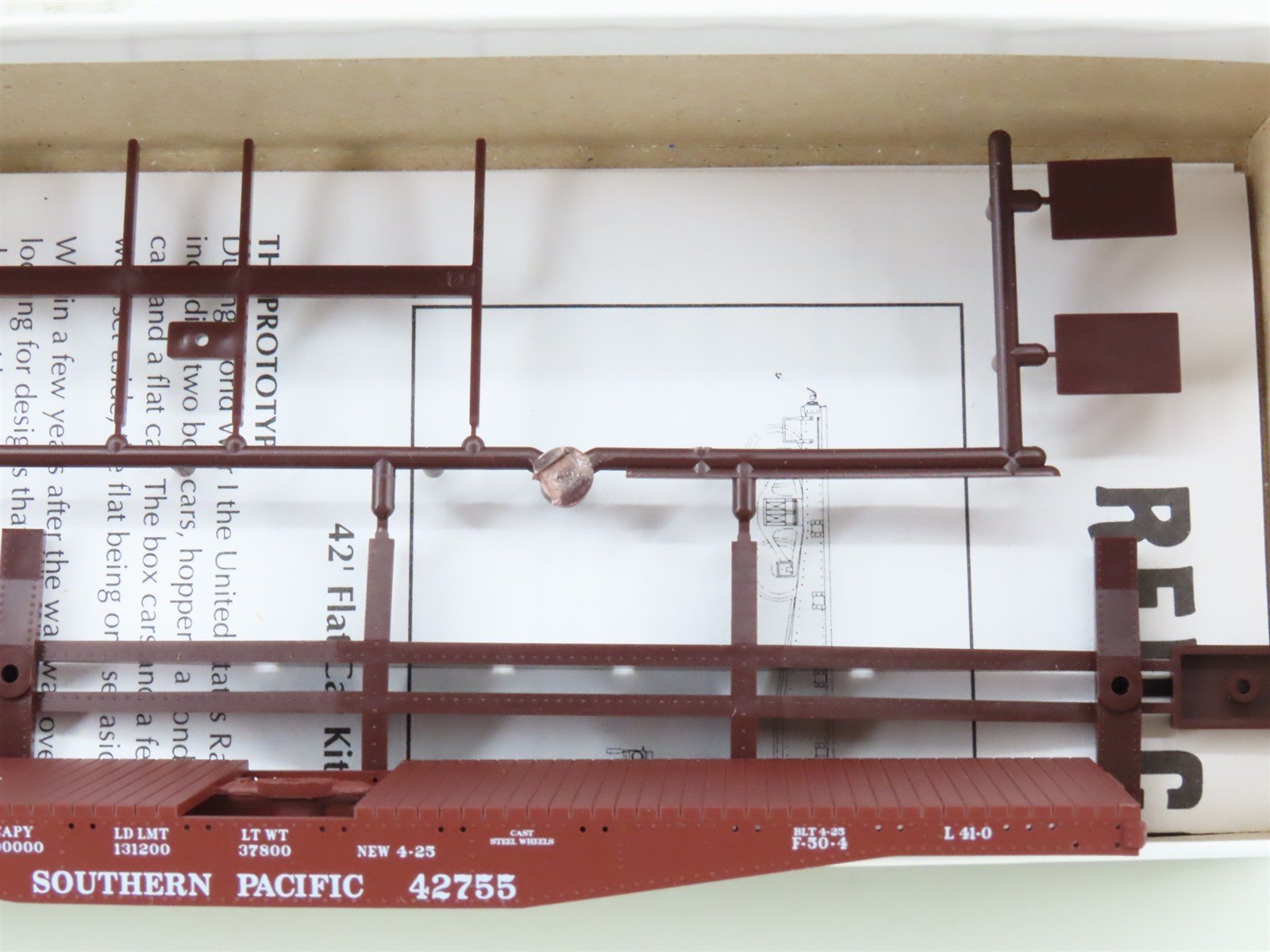 HO Scale Red Caboose Kit RC-2204-16 SP Southern Pacific 42' Flat Car #42755