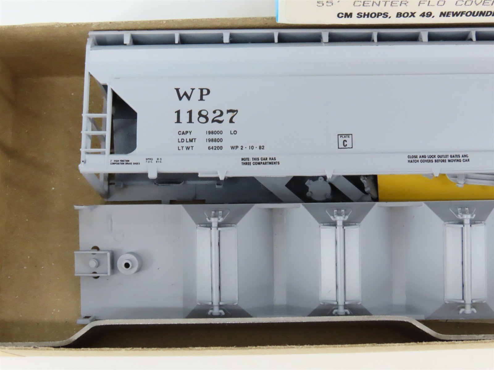HO Scale Athearn Rail Runner Kit 291 WP Western Pacific 4-Bay 55' Hopper #11827
