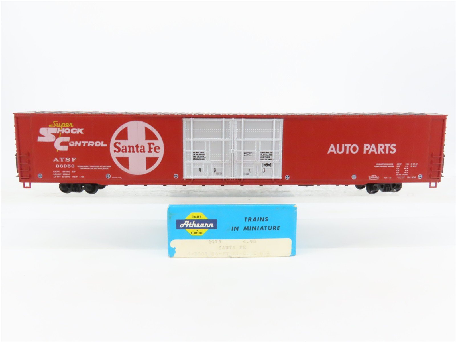 HO Scale Athearn Kit 1975 ATSF Santa Fe Railroad 86' Hi Cube Box Car #36950