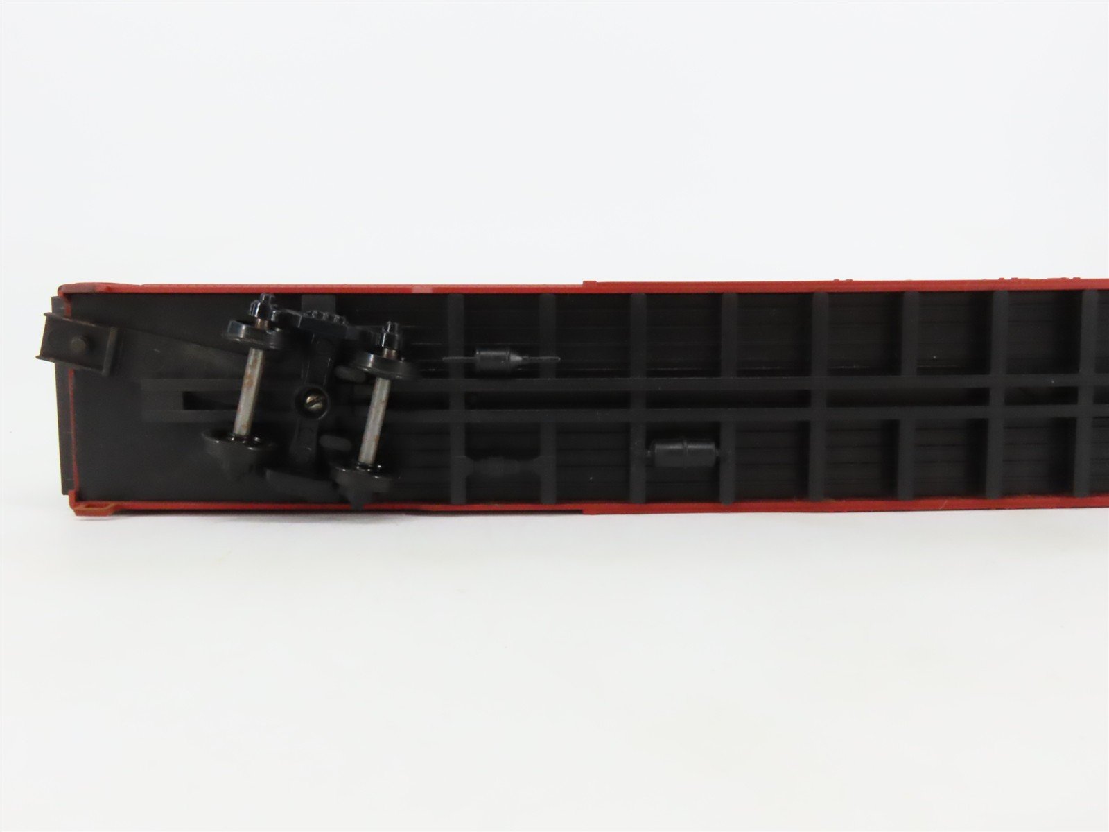 HO Scale Athearn Kit 1975 ATSF Santa Fe Railroad 86' Hi Cube Box Car #36950